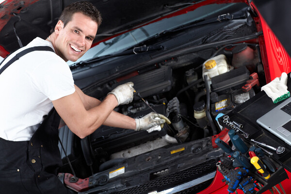 Nettoyage du moteur : les erreurs à éviter et les étapes à suivre